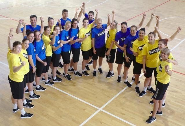 echipa-de-handbal-corona-brasov-se-intilneste-cu-fanii