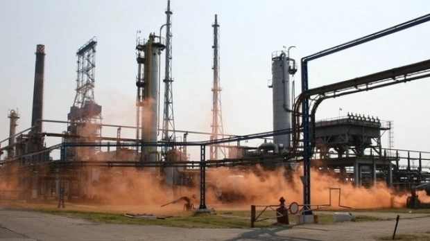 explozie-la-rafinaria-petromidia-din-navodari