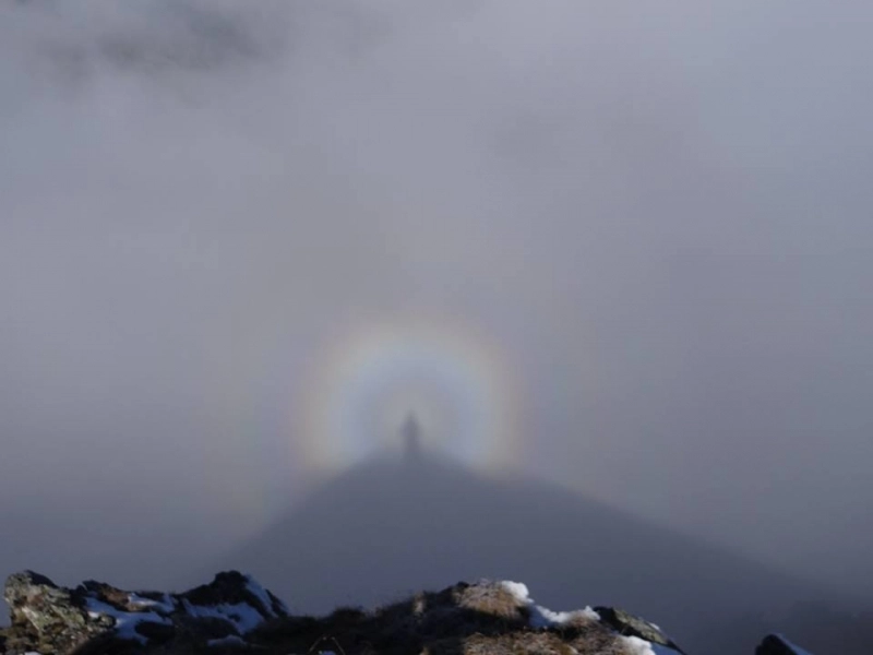 fenomen-rar-si-foarte-spectaculos-surprins-in-muntii-fagaras