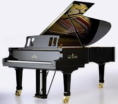 filarmonica-brasov-isi-cumpara-pian-nou