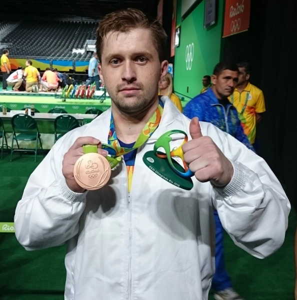 haltere-gabriel-sincraian-suspendat-provizoriu-de-catre-federatia-internationala