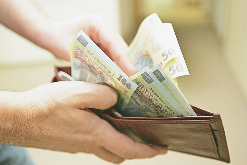 ins-salariul-mediu-net-in-romania-a-crescut-cu-35-de-lei