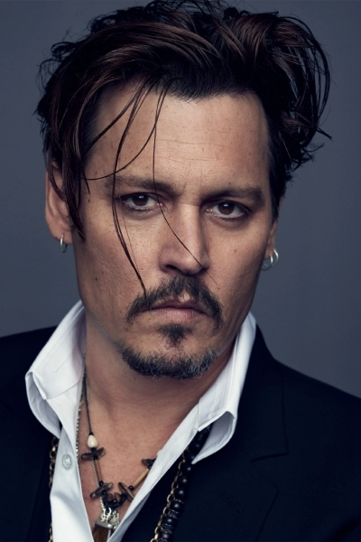johnny-depp-va-juca-intrun-film-despre-misterul-mortii-lui-tupac