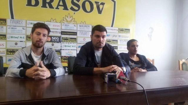 la-fc-brasov-vestiarul-sa-rupt-in-doua