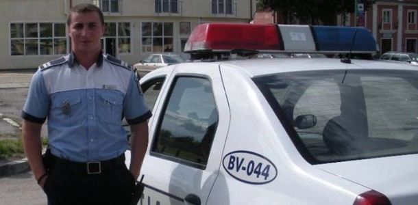 marian-godin-a-ramas-baiatul-mamei