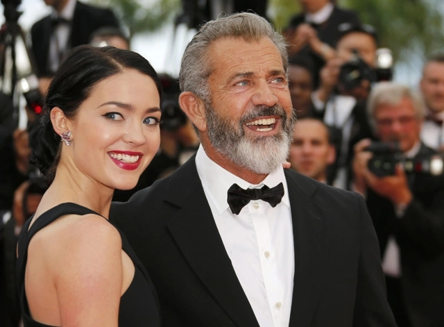 mel-gibson-va-deveni-la-60-de-ani-tatal-celui-deal-9lea-sau-copil