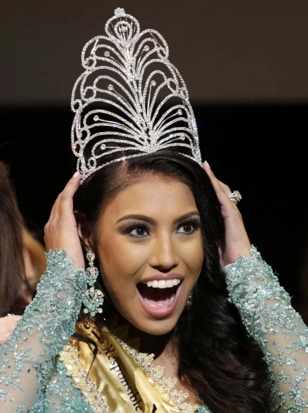 miss-univers-cea-mai-frumoasa-femeie-din-lume-