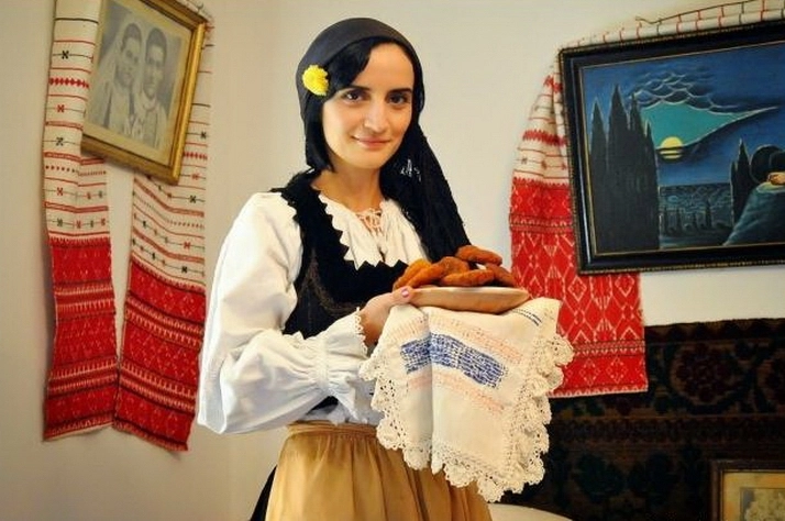 octombrie-incepe-cu-o-sezatoare-la-casa-din-sona