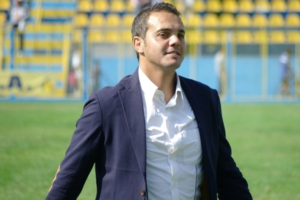 petrolul-are-un-nou-antrenor-ilie-oana-are-un-nou-administrator
