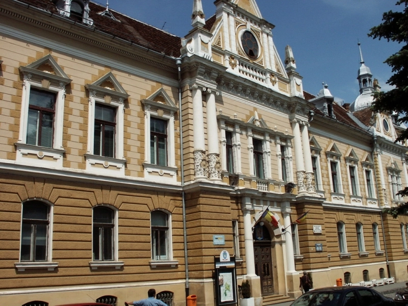 programul-serviciilor-de-stare-civila-si-evidenta-persoanelor-in-minivacanta-de-1-decembrie