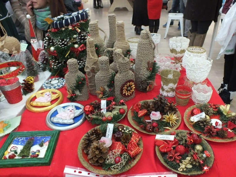 protectia-copilului-organizeaza-un-targ-de-craciun-la-mall