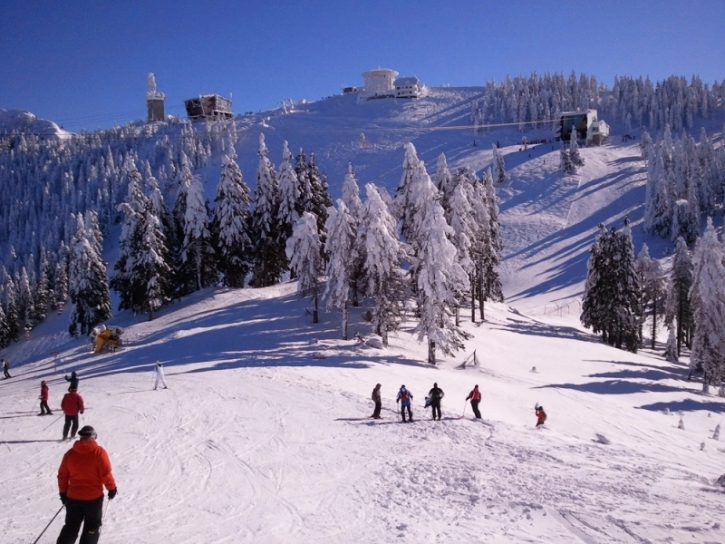 record-de-turisti-in-poiana-brasov-in-minivacanta-de-craciun