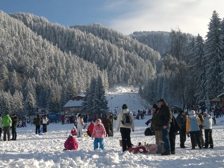 record-de-turisti-pe-partiile-de-schi-din-poiana-brasov