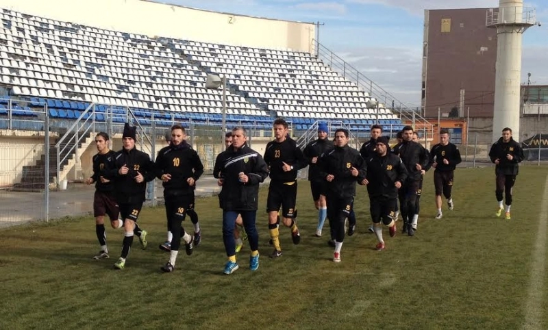 reunire-sub-tampa-mihai-stere-a-avut-17-jucatori-la-dispozitie-la-primul-antrenament-pe-2016