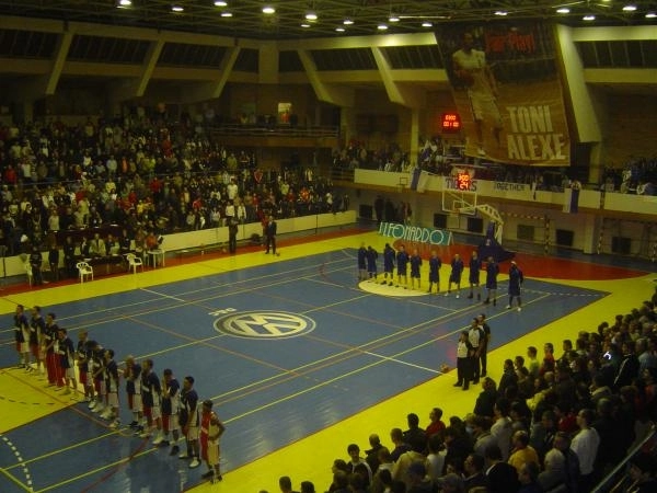 sala-toni-alexe-din-oradea-va-organiza-final-fourul-cupei-romaniei-la-baschet-masculin