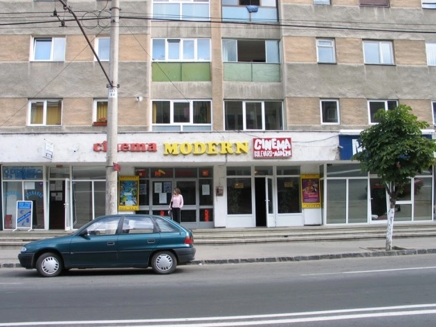 se-pregateste-scoaterea-la-licitatie-a-reabilitarii-cinematografului-modern