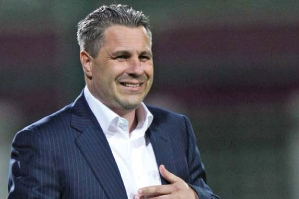 sumudica-a-fost-suspendat-sase-luni