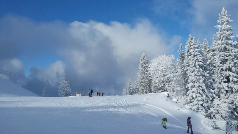 toate-partiile-din-poiana-brasov-sunt-deschise-in-acest-weekend-galerie-foto