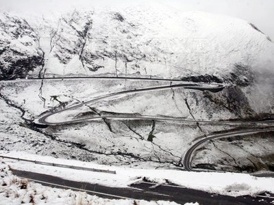 transfagarasanul-inchis-intre-balea-lac-si-balea-cascada-din-cauza-ninsorii-puternice