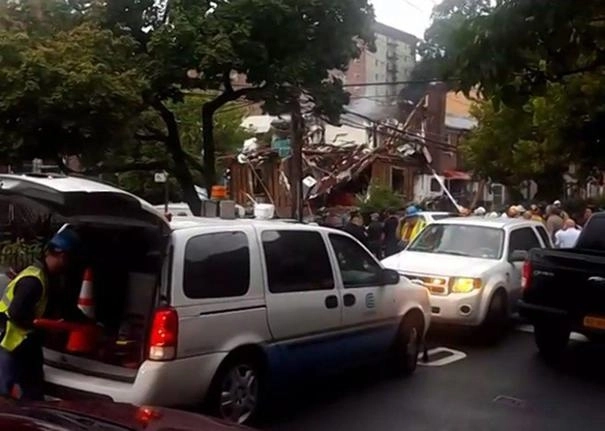 un-mort-si-zece-raniti-intro-explozie-produsa-intrun-laborator-de-droguri-din-new-york
