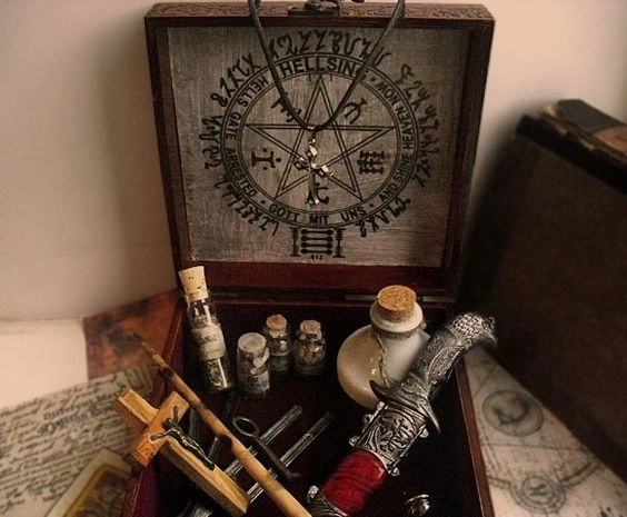 un-regizor-japonez-filmeaza-la-cluj-un-serial-despre-vampirii-din-transilvania