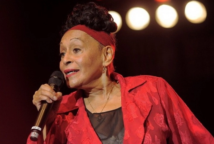 -fiesta-cubaneza-la-sala-sporturilor-cu-omara-portuondo