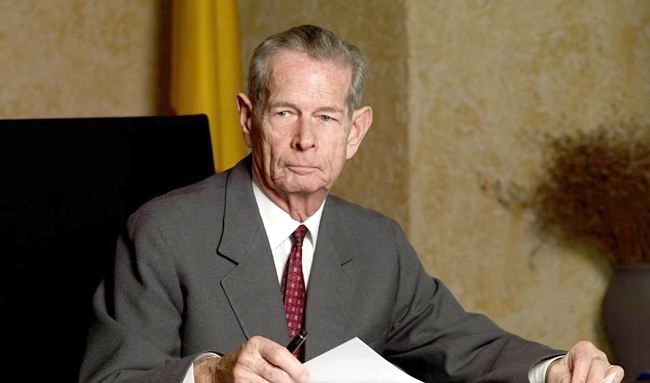 a-murit-regele-mihai