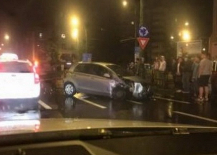 accident-in-sensul-giratoriu-de-la-intersectia-toamnei-cu-zizinului
