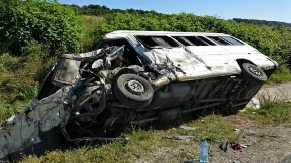 accident-rutier-grav-intre-hanul-din-ardeal-si-feldioara-una-din-victime-a-decedat