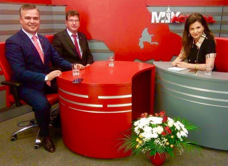 adrian-vestea-si-liviu-butnariu-la-mix-actual