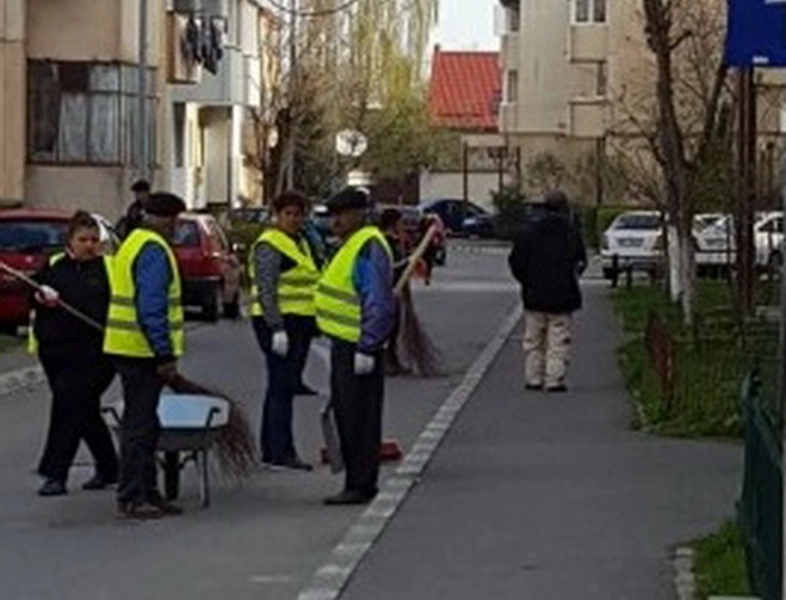 ampla-actiune-de-curatenie-la-rasnov-de-ziua-voluntarilor-