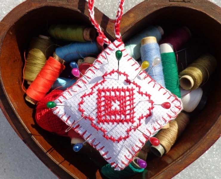 atelier-de-cusaturi-traditionale-la-casa-junilor-pentru-a-omagia-femeia