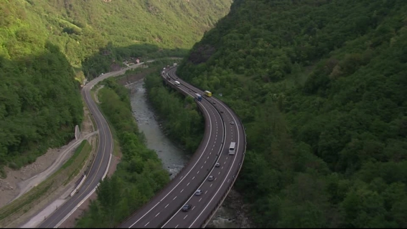 bani-de-la-banca-mondiala-pentru-autostrada-comarnicbrasov