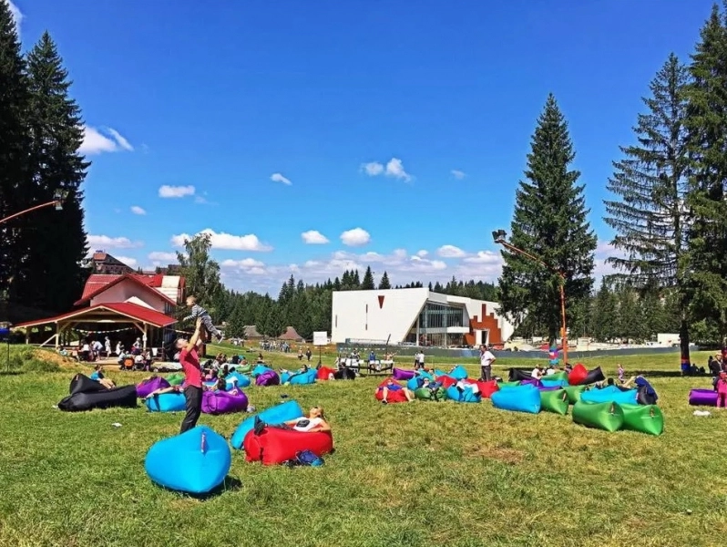 bean-bag-festival-sambata-in-poiana-brasov