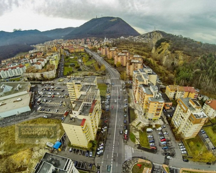 blocul-de-pe-molidului-nr-33-este-evacuat