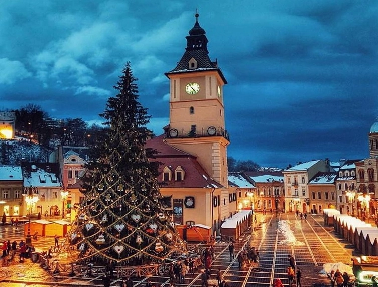 brasovul-devine-oras-de-poveste-astazi-se-inaugureaza-iluminatul-festiv