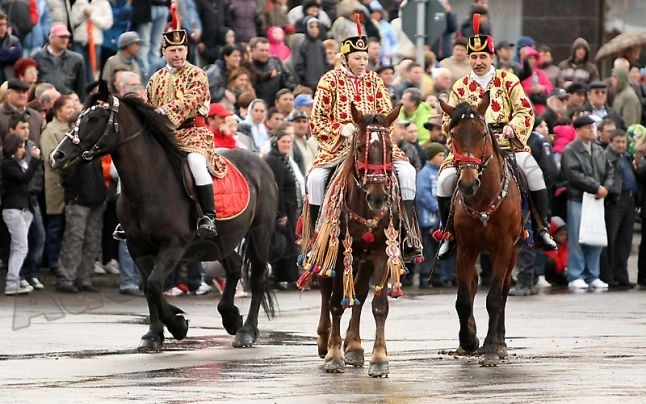 brasovul-va-avea-pentru-patru-luni-un-muzeu-al-junilor