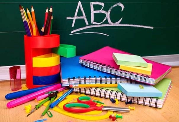 campanie-de-colectare-de-rechizite-in-parcul-central