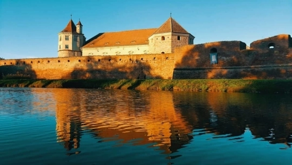 cetatea-fagaras-intrun-documentar-marca-discovery-channel