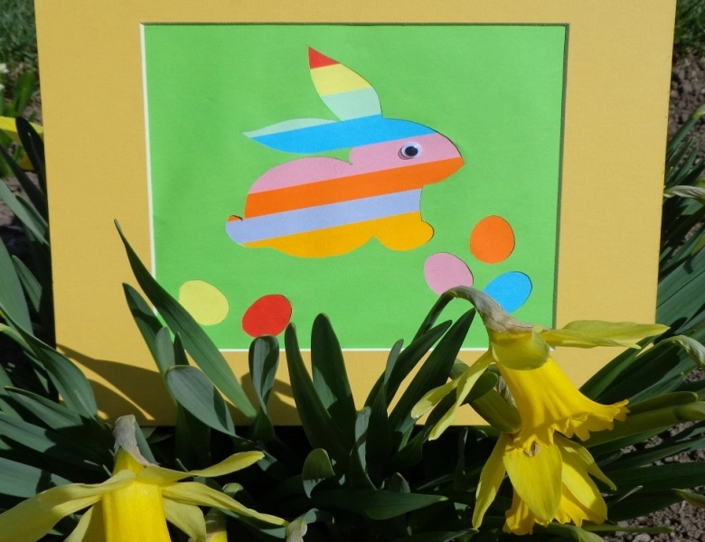 copiii-pot-invata-sa-realizeze-un-tablou-de-pasti-la-un-nou-atelier-la-casa-junilor