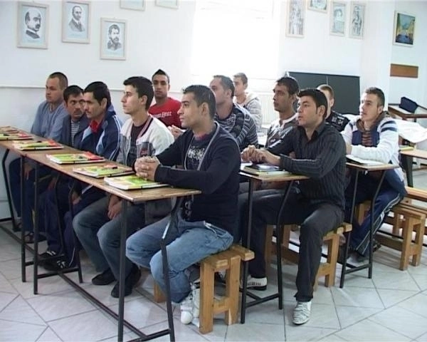 detinutii-de-la-codlea-siau-donat-mancarea-persoanelor-nevoiase-din-harghita-