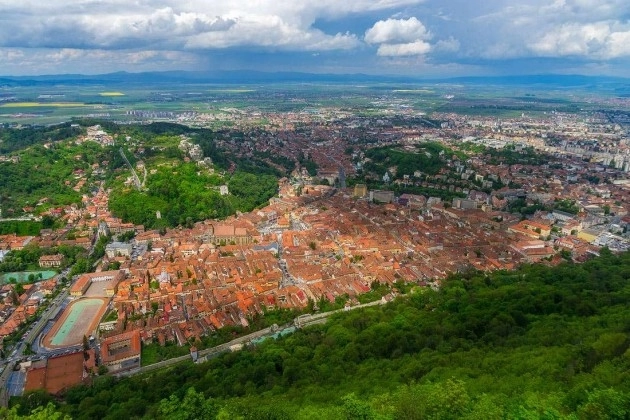 dezbatere-publica-despre-viitorul-urbanistic-si-demografic-al-brasovului