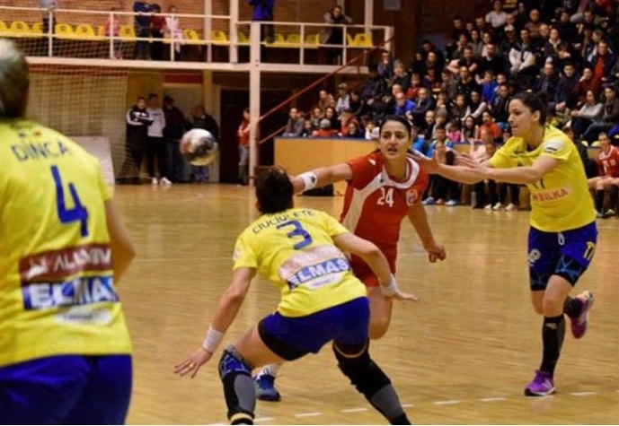 echipa-de-handbal-corona-brasov-reia-competitiile-oficiale
