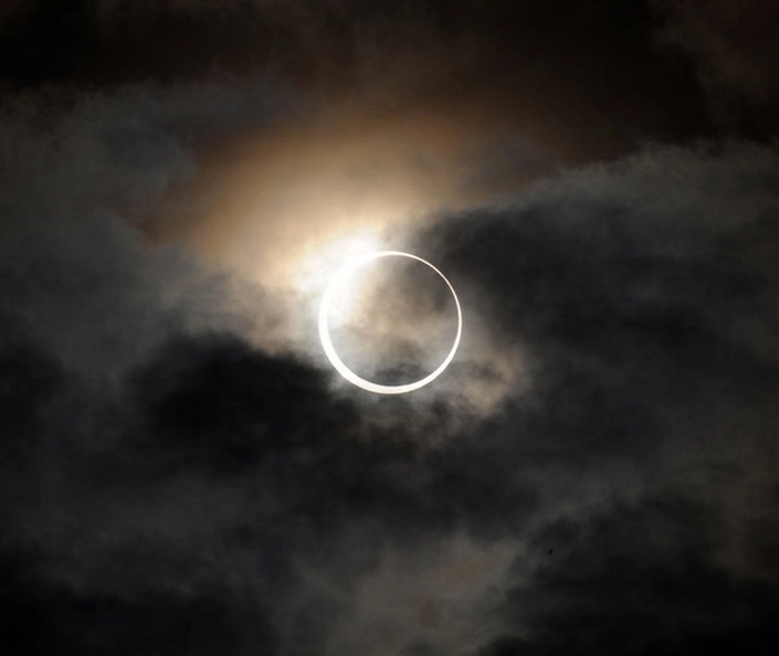eclipsa-totala-de-soare-in-21-august-cel-mai-important-eveniment-astronomic-din-2017