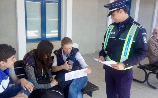 elevii-brasoveni-sfatuiti-cum-sa-evite-implicarea-in-fapte-antisociale