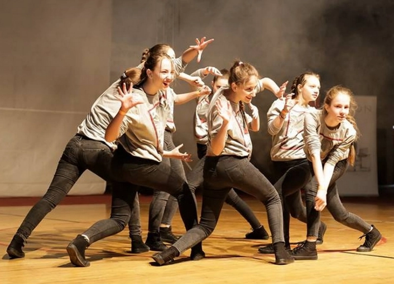 elevii-se-intrec-sambata-la-cupa-scolilor-la-street-dance