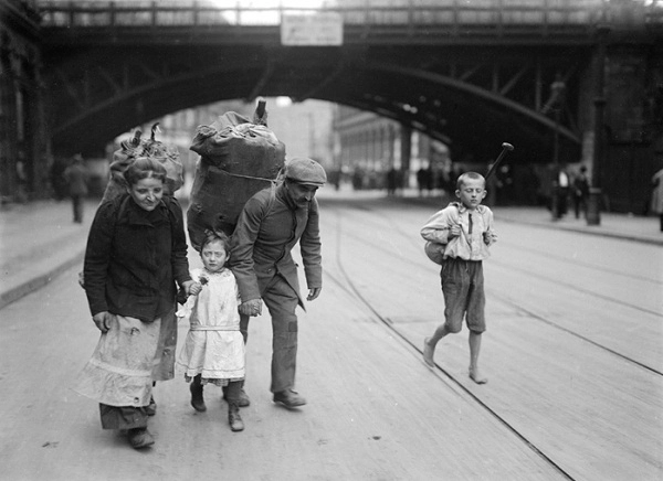 expozitie-cu-iz-german-la-muzeul-de-arta