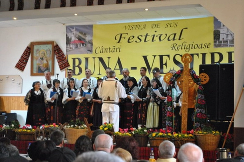 festivalul-buna-vestire-a-reunit-13-coruri-la-vistea-de-sus