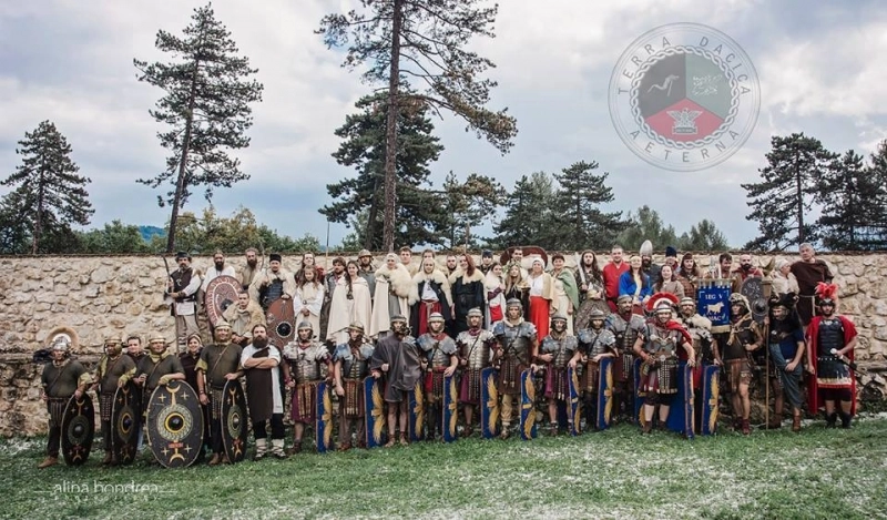 festivalul-dacic-comidava-a-doua-editie-in-cetatea-rasnov-un-loc-incarcat-de-istorie