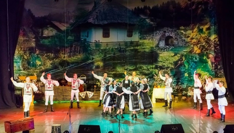 festivalul-spiritul-iernii-aduce-magia-sarbatorilor-la-feldioara